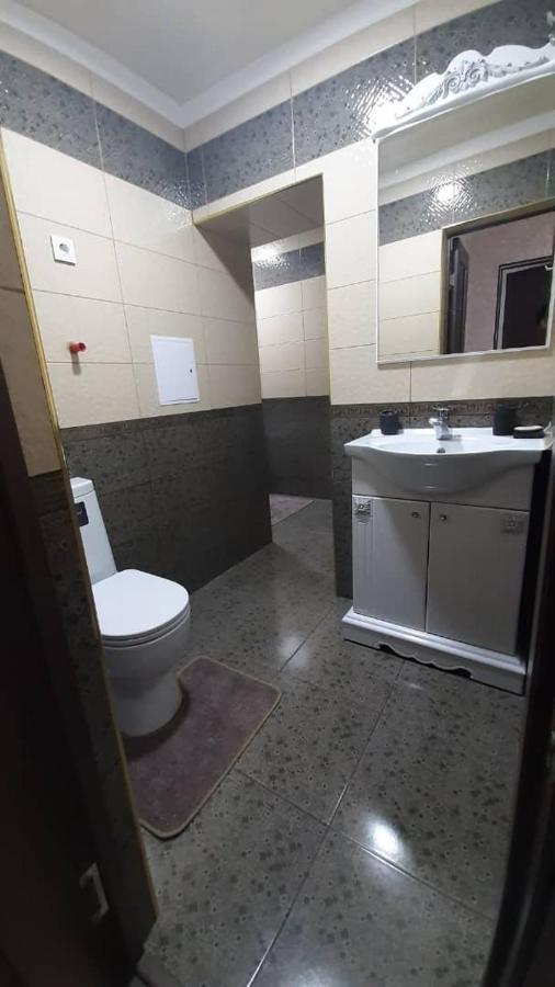 Apartment On Toktogula Бішкек Екстер'єр фото