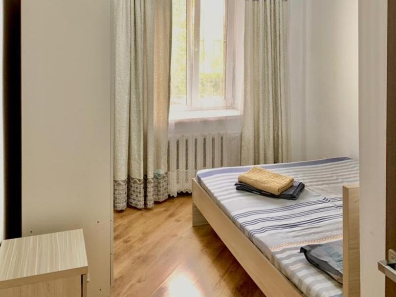 Apartment On Toktogula Бішкек Екстер'єр фото